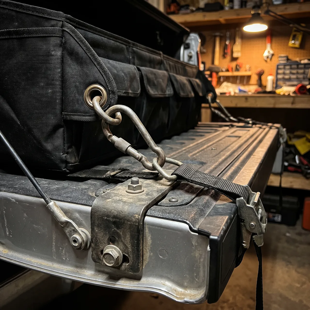 Bar-tacked pocket corners